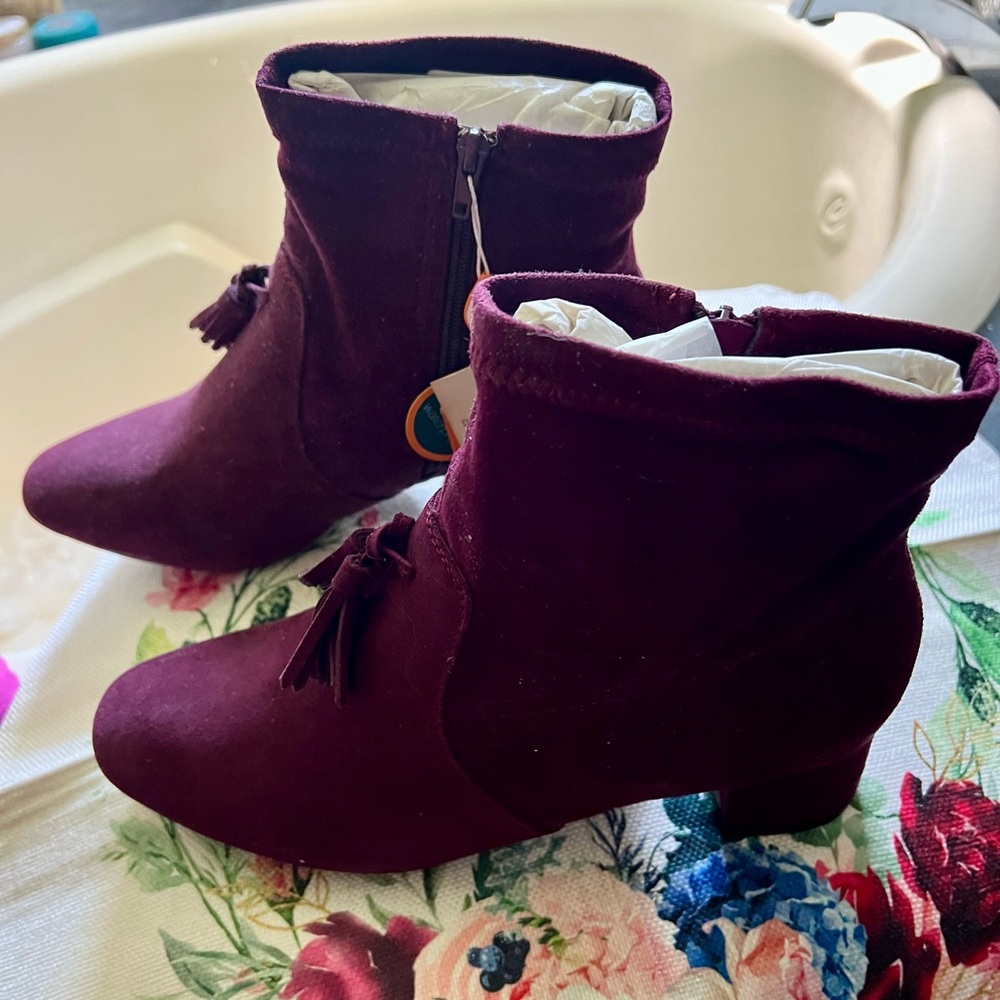 Women’s  Burgundy Tassel Ankle Boots